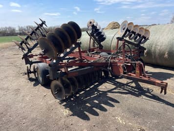 Main image International 475